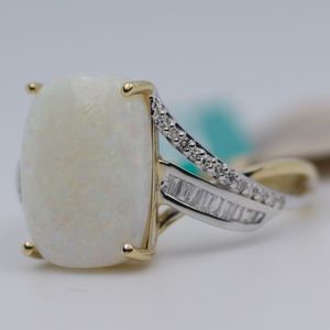 NEW EFFY 14k Yellow Gold Opal And Diamond Ring